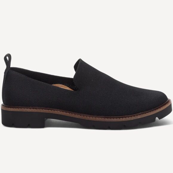 New in Box! Aetrex Chloe slip on loafer in black - size 9 - Picture 1 of 4